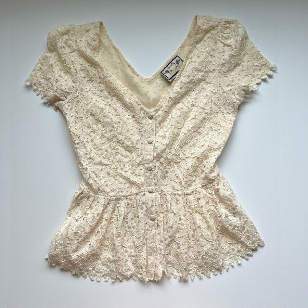 Two of Us Ivory Lace Peplum Button Down Short Sleeve Blouse Size 2